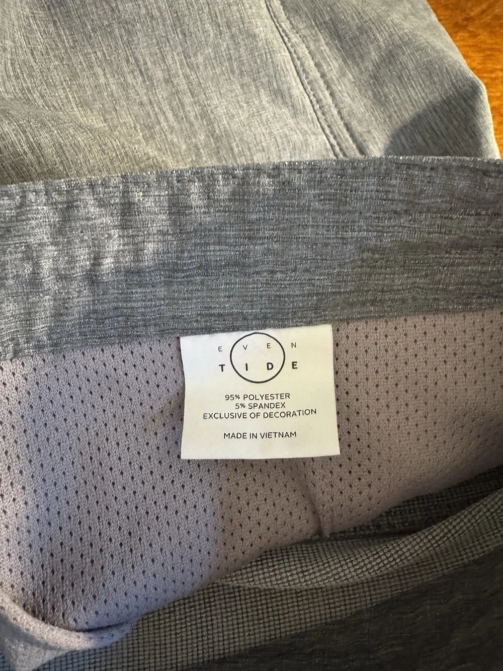 Even Tide Size 32 Solid Gray Flat Front Shorts w/Drawstrings - EUC